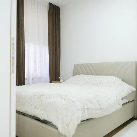 House Of Oz * Sarajevo